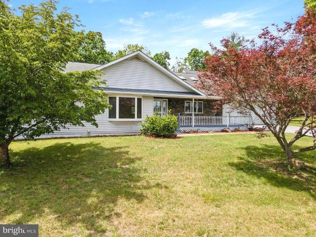 House for sale in Hedgesville, West Virginia
