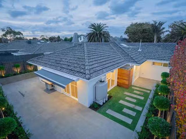 House for rent in Bright