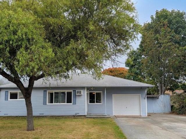 House for sale in Brookings, Curry County