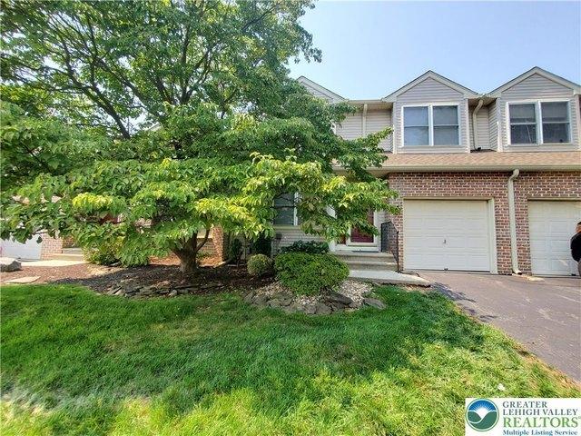 Townhouse for sale in Lehigh, Pennsylvania