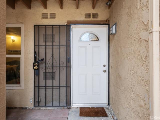 Condo for sale in Oak Creek, Irvine
