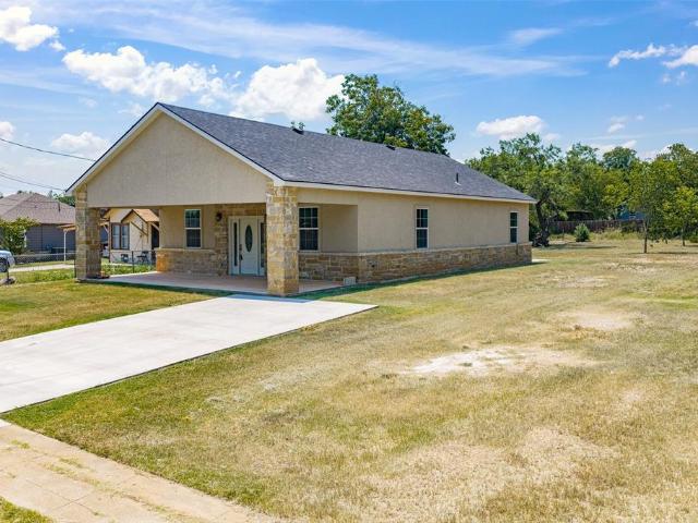 House for sale in De Young, Texas