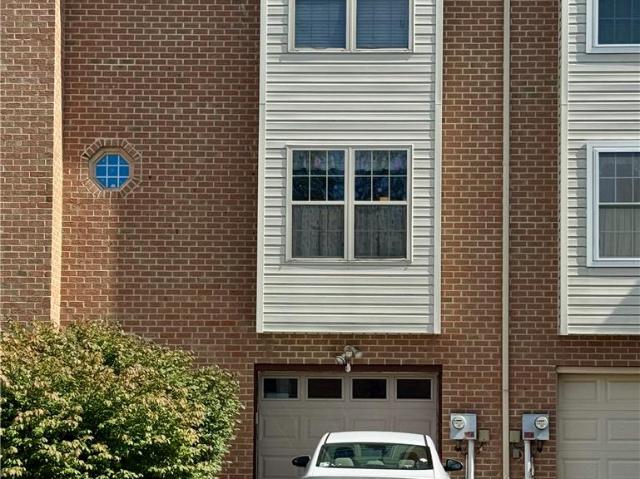 Townhouse for sale in Lehigh, Pennsylvania