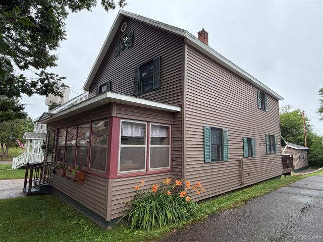 House for sale in Ishpeming, Marquette County