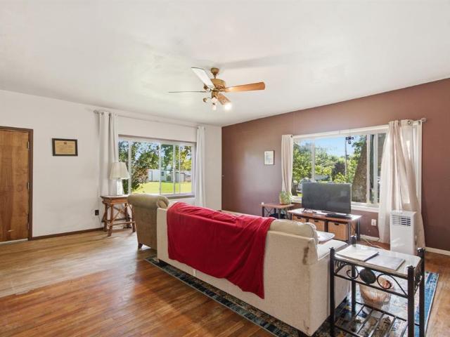 House for sale in De Leon, Texas