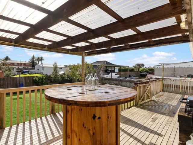 House for sale in Awhitu