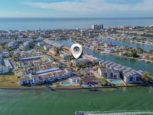 Condo for sale in Indian Rocks Beach, Florida