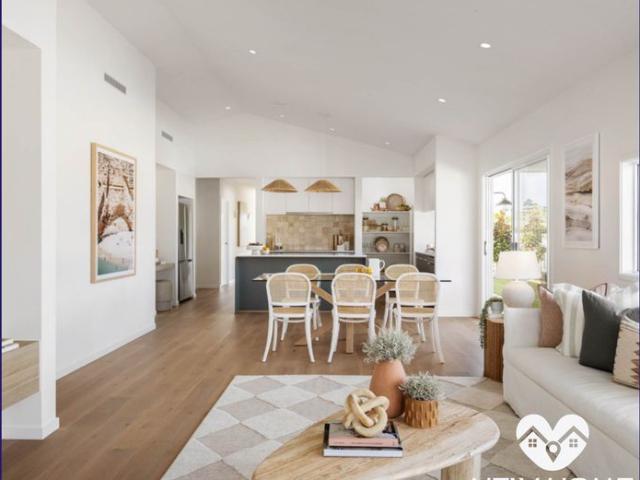Cottage for sale in Willagee, Western Australia