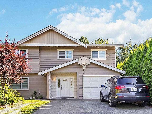 House for sale in Abbotsford