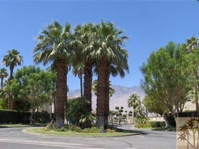 Condo for sale in Cathedral City, California