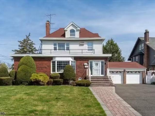Condo for rent in Bloomfield