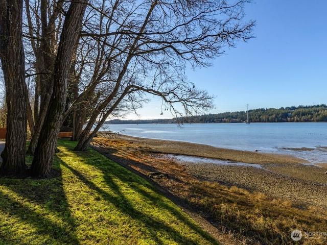 Property for sale in Allyn, Washington