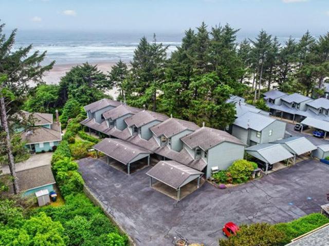 Condo for sale in Newport, Lincoln County