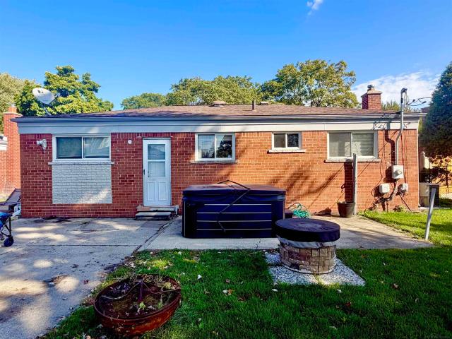 House for sale in Warren, Macomb County