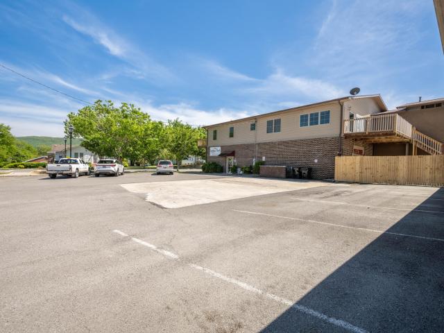 Commercial for sale in Tennessee