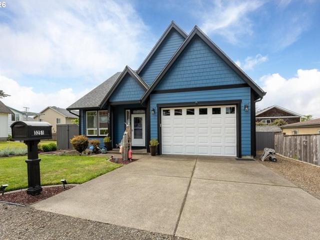 House for sale in Oregonia