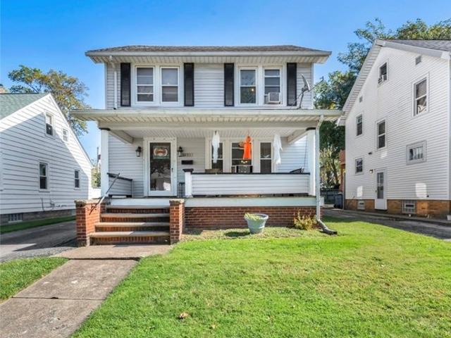 House for sale in Lorain, Lorain County