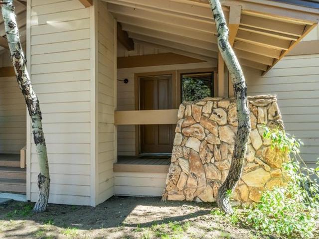 Condo for sale in Mammoth Lakes, California