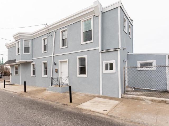 House for sale in Philadelphia, Pennsylvania