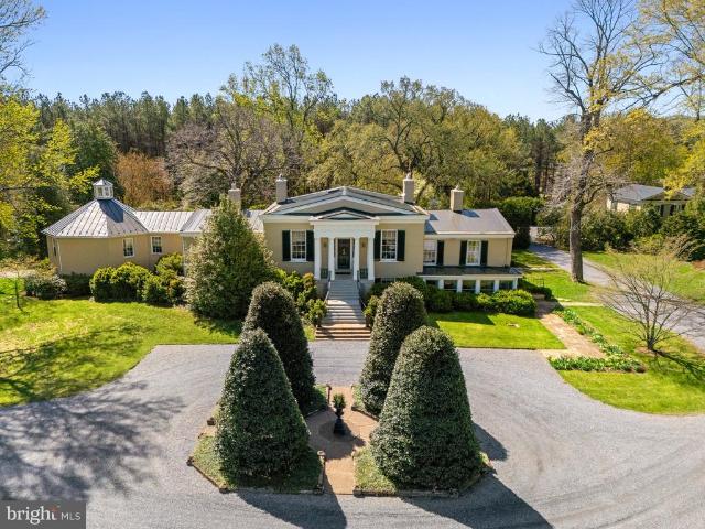 House for sale in Delaplane
