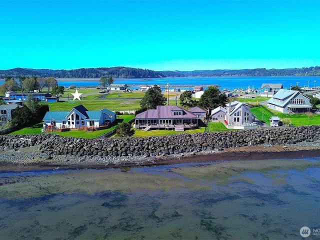 House for sale in Tokeland, Washington