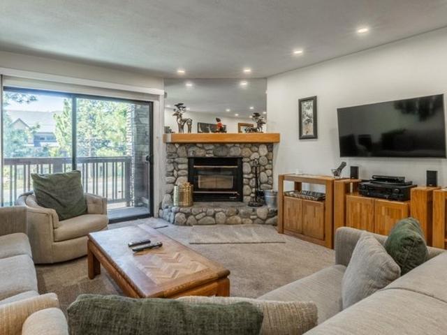 Condo for sale in Mammoth Lakes, California