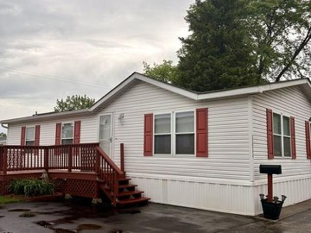 House for sale in Grayslake, Illinois