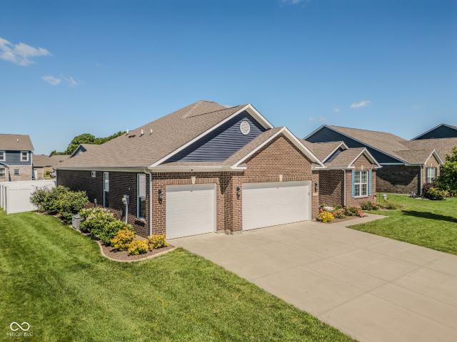 House for sale in New Palestine, Indiana