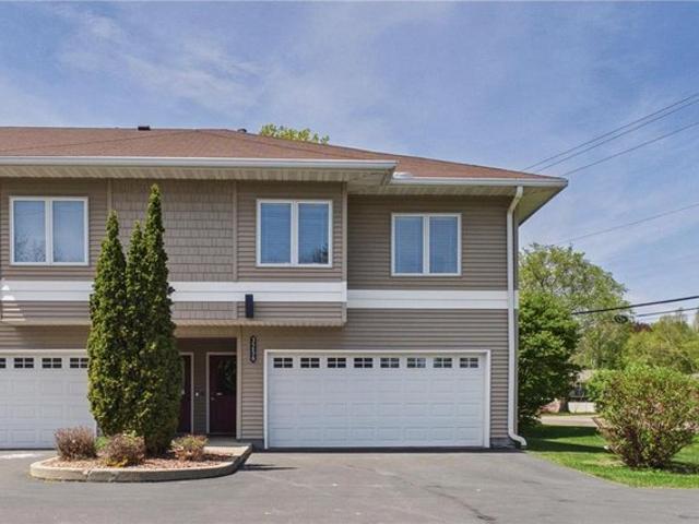 Townhouse for sale in Hennepin, Minnesota