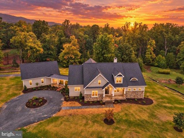 House for sale in Haymarket, Prince William County