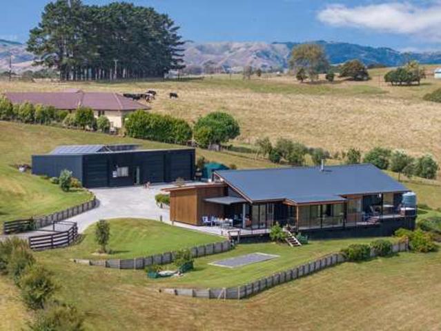 Property for sale in Raglan, Waikato District