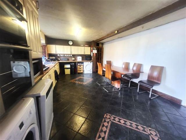Detached House for sale in Moneygold, Connacht