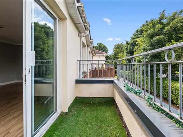 Apartment for sale in Bluebell, North Tipperary