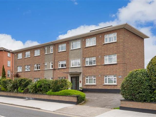 Apartment for sale in Bluebell, North Tipperary