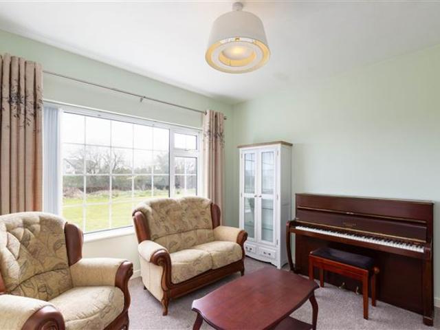 Detached House for sale in Loch Garman, North Tipperary