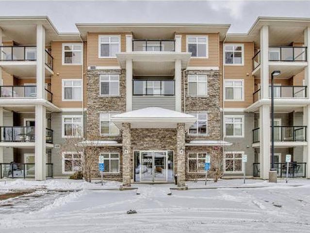 House for sale in Edmonton