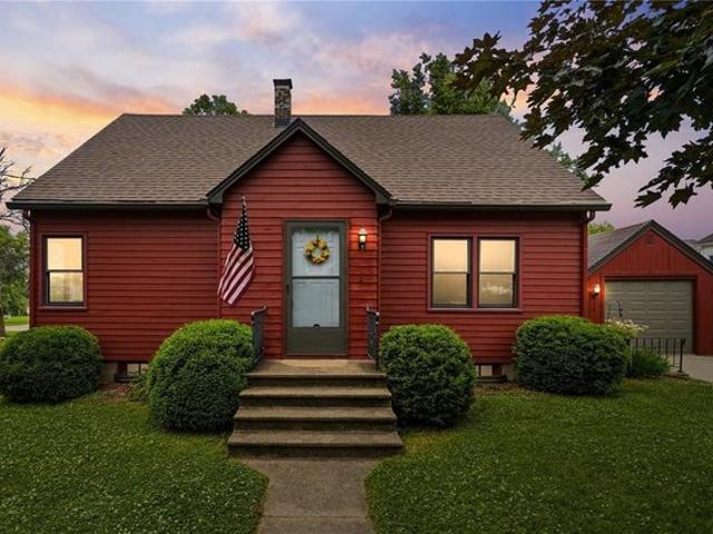 House for sale in Linn, Iowa