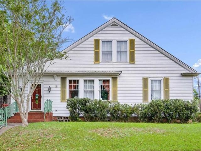 House for sale in Chickasaw, Alabama