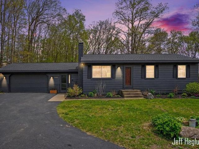 House for sale in Lowell, Michigan