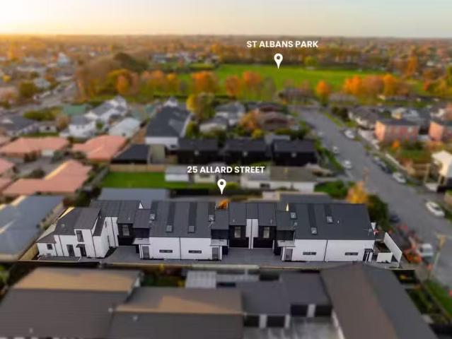 House for sale in Edgeware, Canterbury