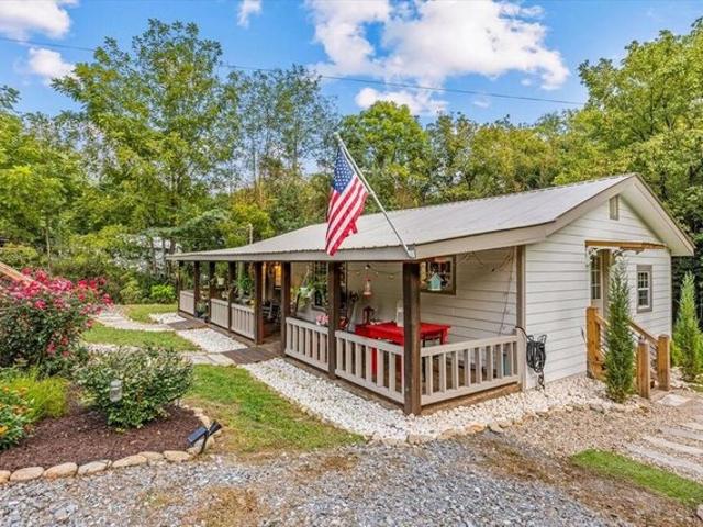 House for sale in Blue Ridge, Georgia