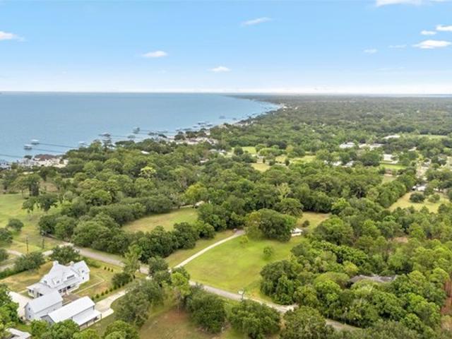 Land for sale in Kemah, Texas