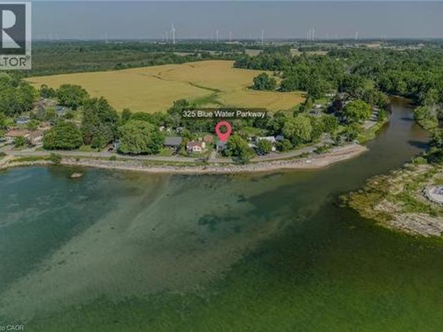 House for sale in Ontario