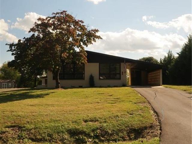 House for sale in Toast, Mount Airy