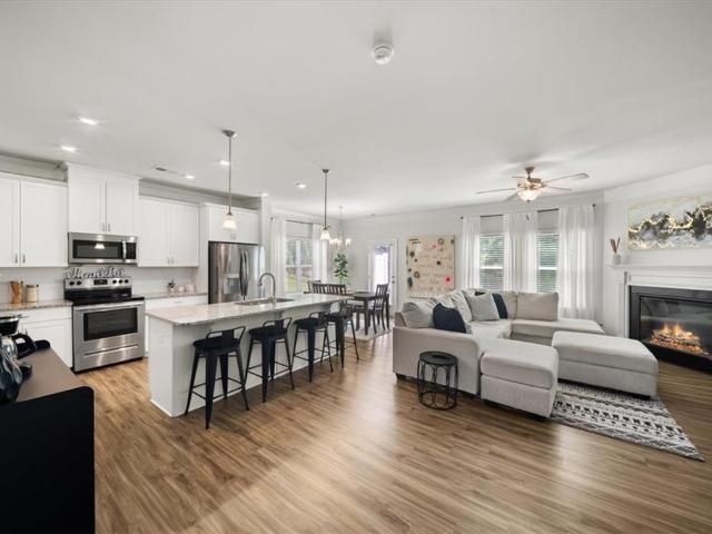 Townhouse for sale in Holly Springs, Cherokee County