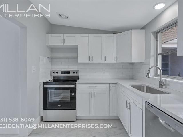 Apartment for rent in Sunshine Beach, Treasure Island