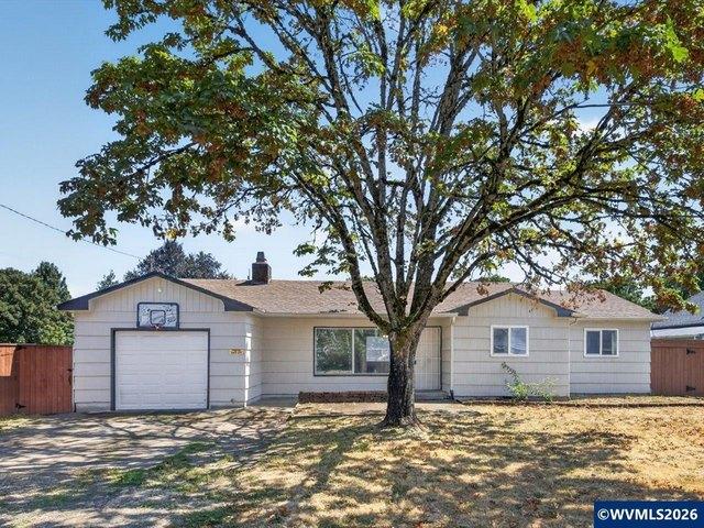 House for sale in Oregonia