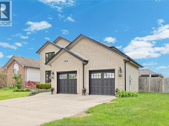 House for sale in Lakeshore, Ontario