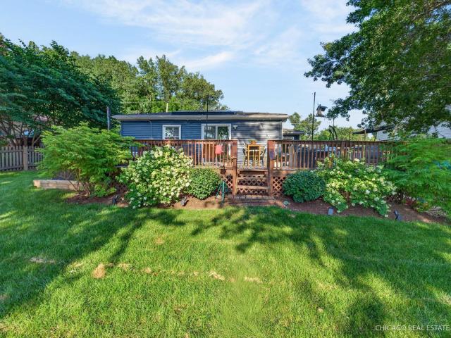 House for sale in Mchenry, Illinois