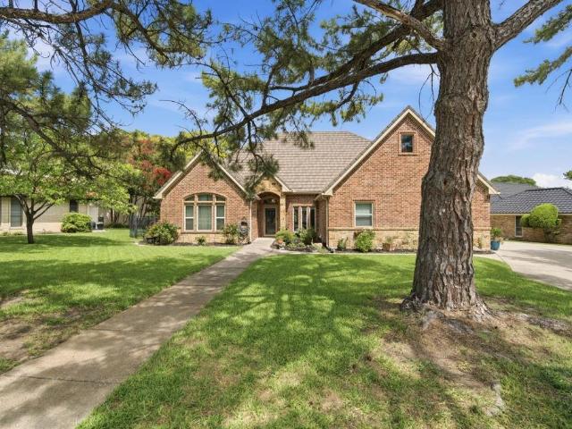 House for sale in Azle, Texas